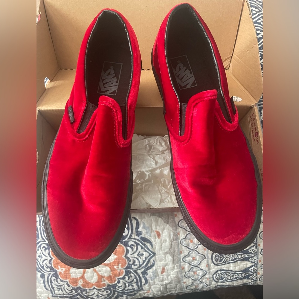 NIB red velvet Vans. Women size 10.5